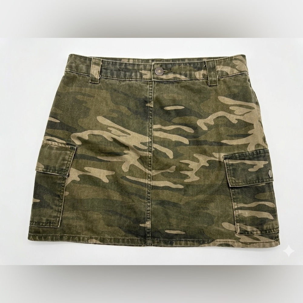 Topshop Green Camouflage Mini Skirt - Picture 4 of 6